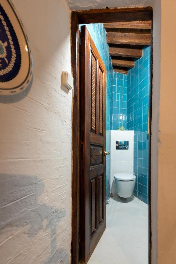 Antique Lindos (Rhodes)